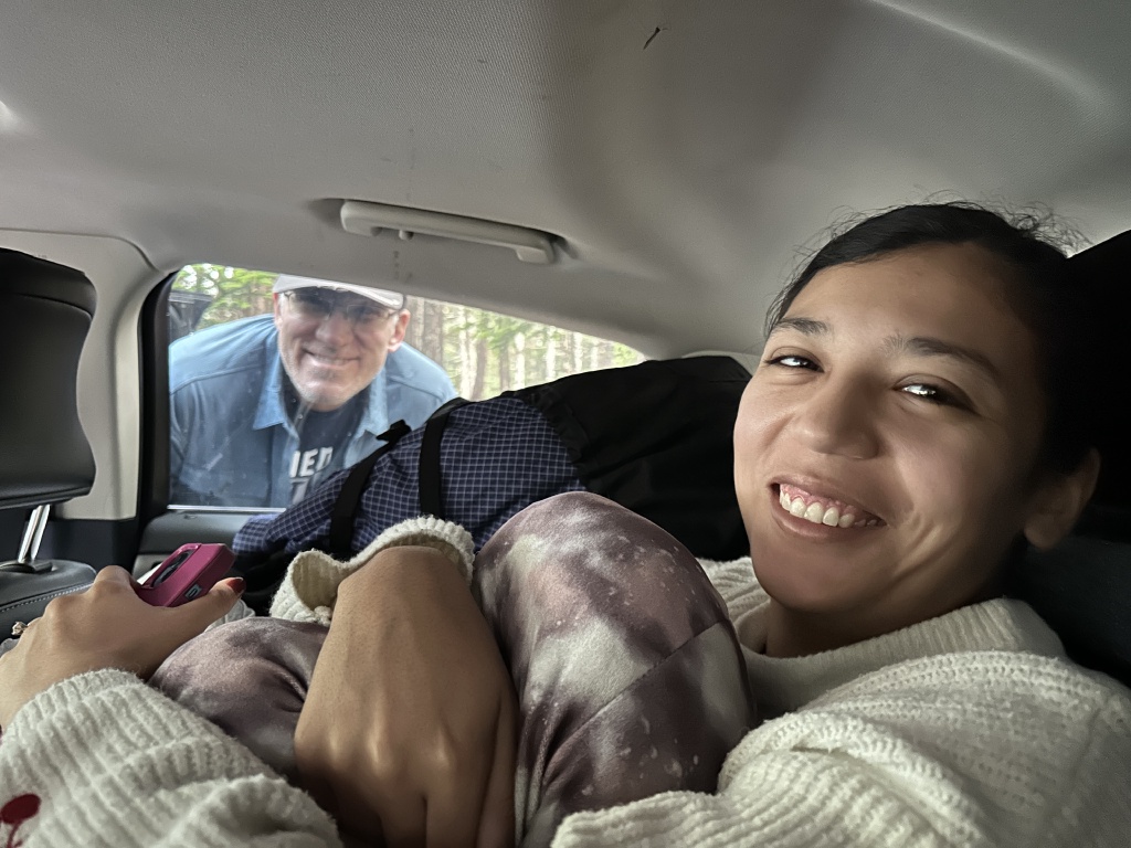 2025/07(July)/Maine-with-Chance-Bianca/1024x768_2025-07-12-Maine-194-Travis-Bianca-packed car.JPG